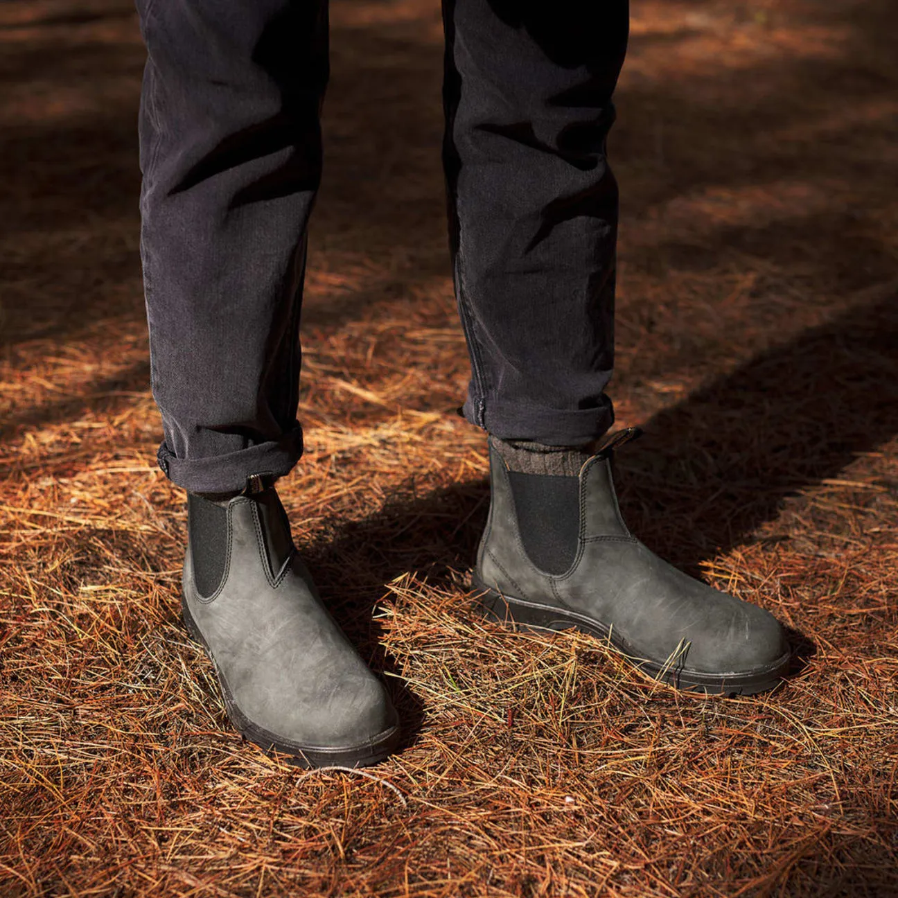 Blundstone #587 Leather Lined Chelsea in Rustic Black