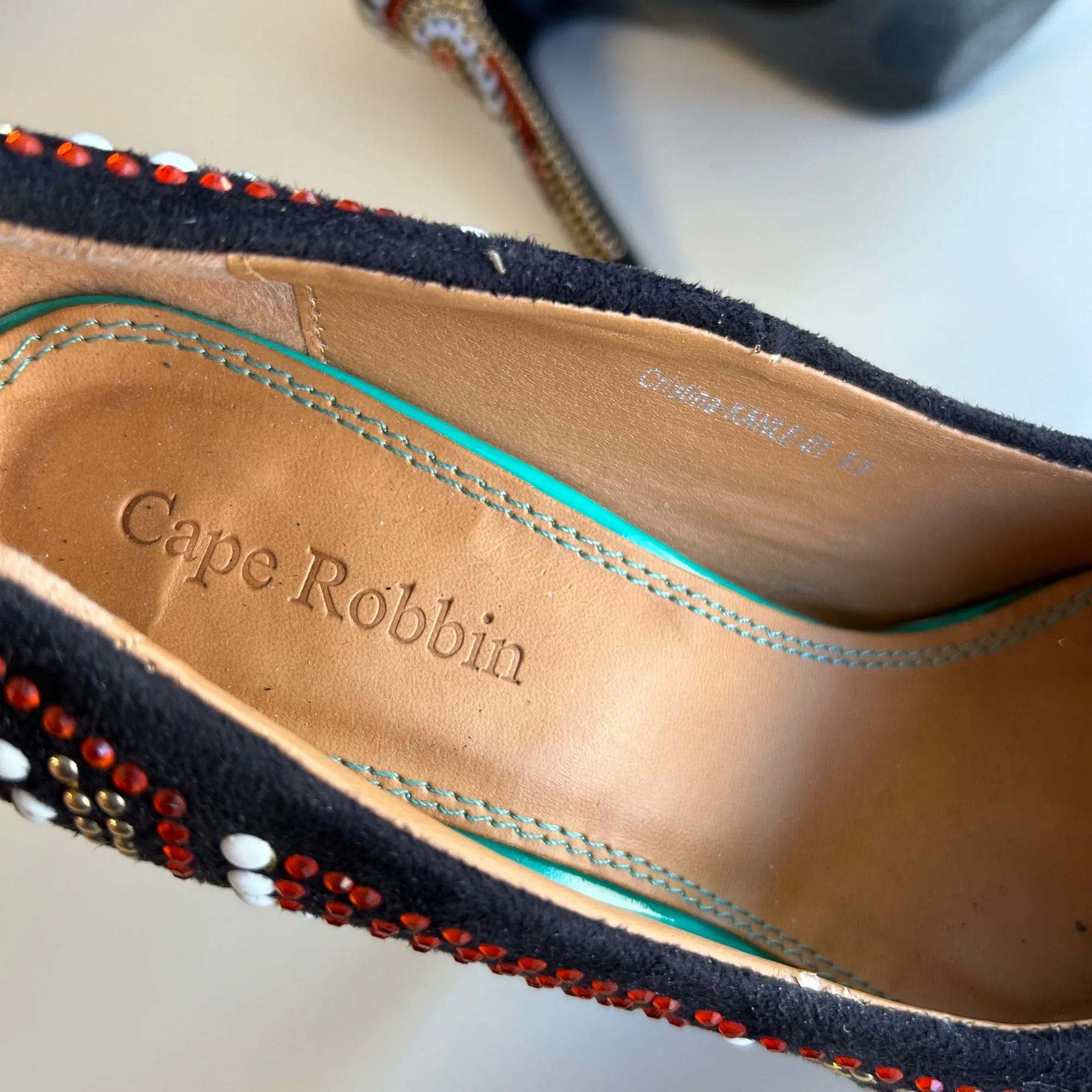 Cape Robbin Black & Multicolor Beaded Platform High Heels Women's Size 6.5