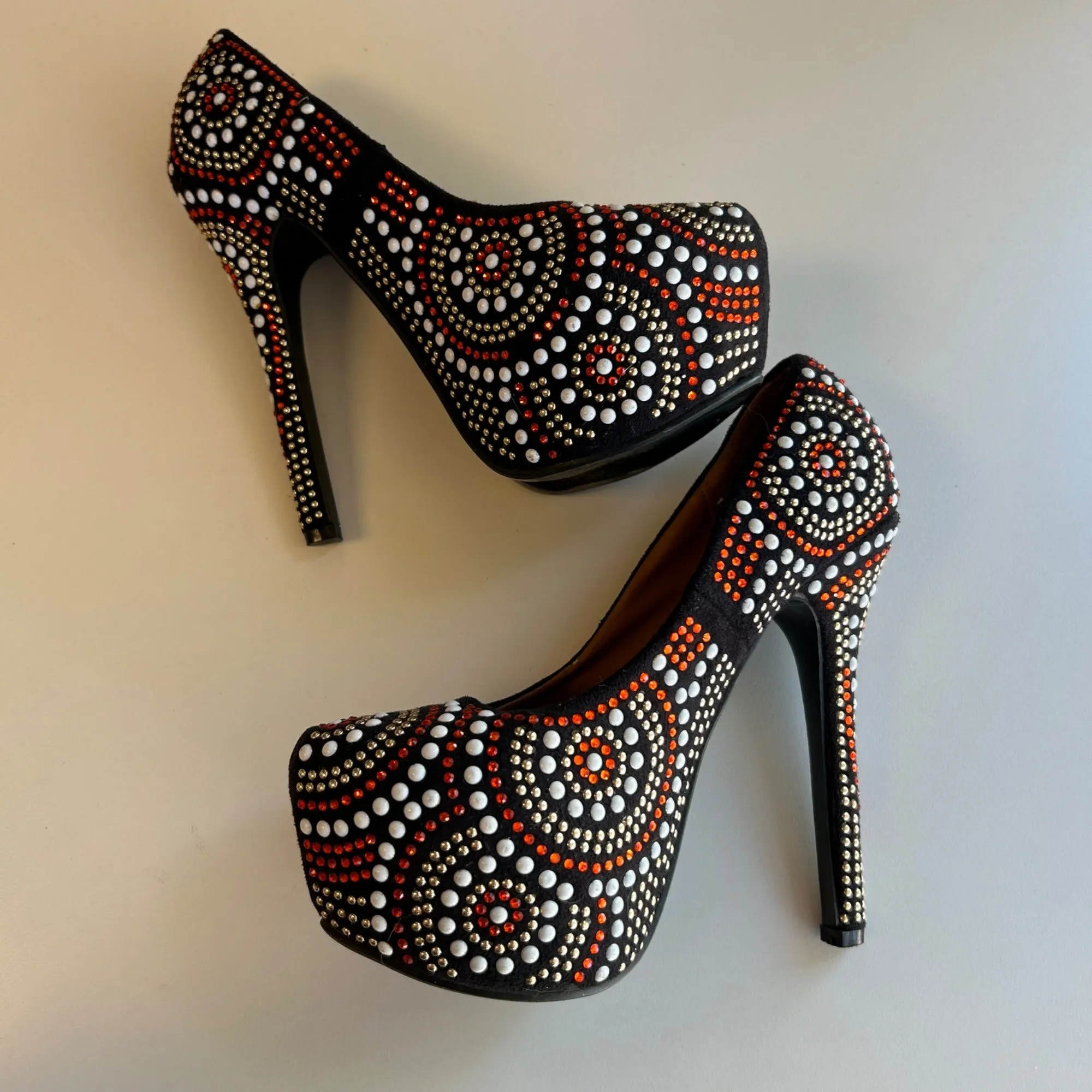 Cape Robbin Black & Multicolor Beaded Platform High Heels Women's Size 6.5