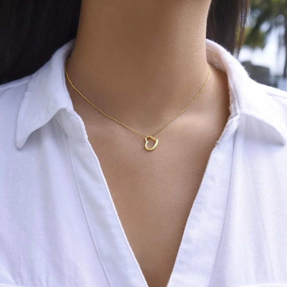 Christmas Gift for Daughter, Christmas Necklace for Daughter, Heart Daughter Necklace, Minimalist Holiday Gift, Gift that Keeps on Giving