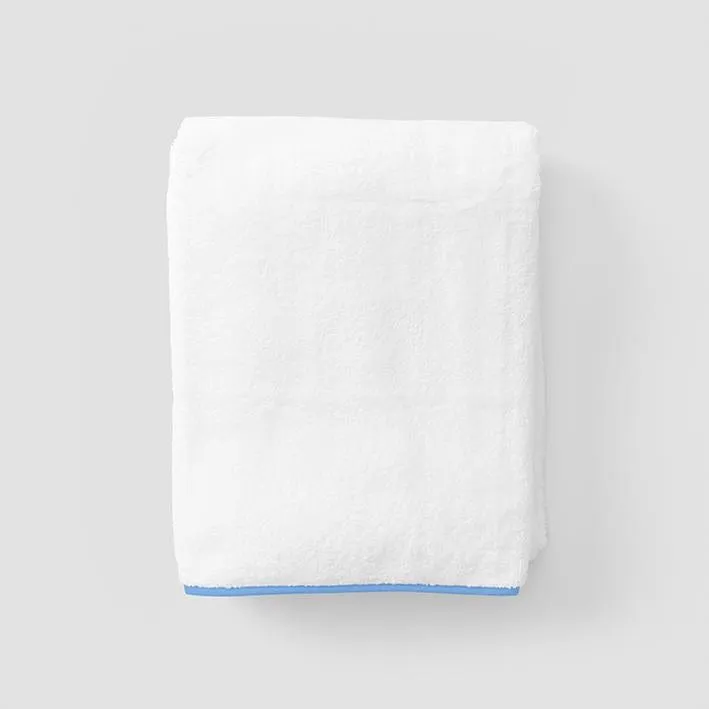 Dorm Bath Bundle (4 pieces)