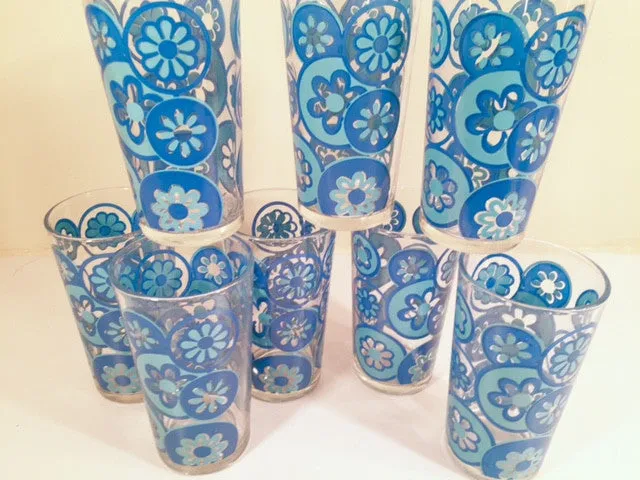 Hazel Atlas Mid-Century Hazelware Blue Flower Power Glasses (Set of 8)