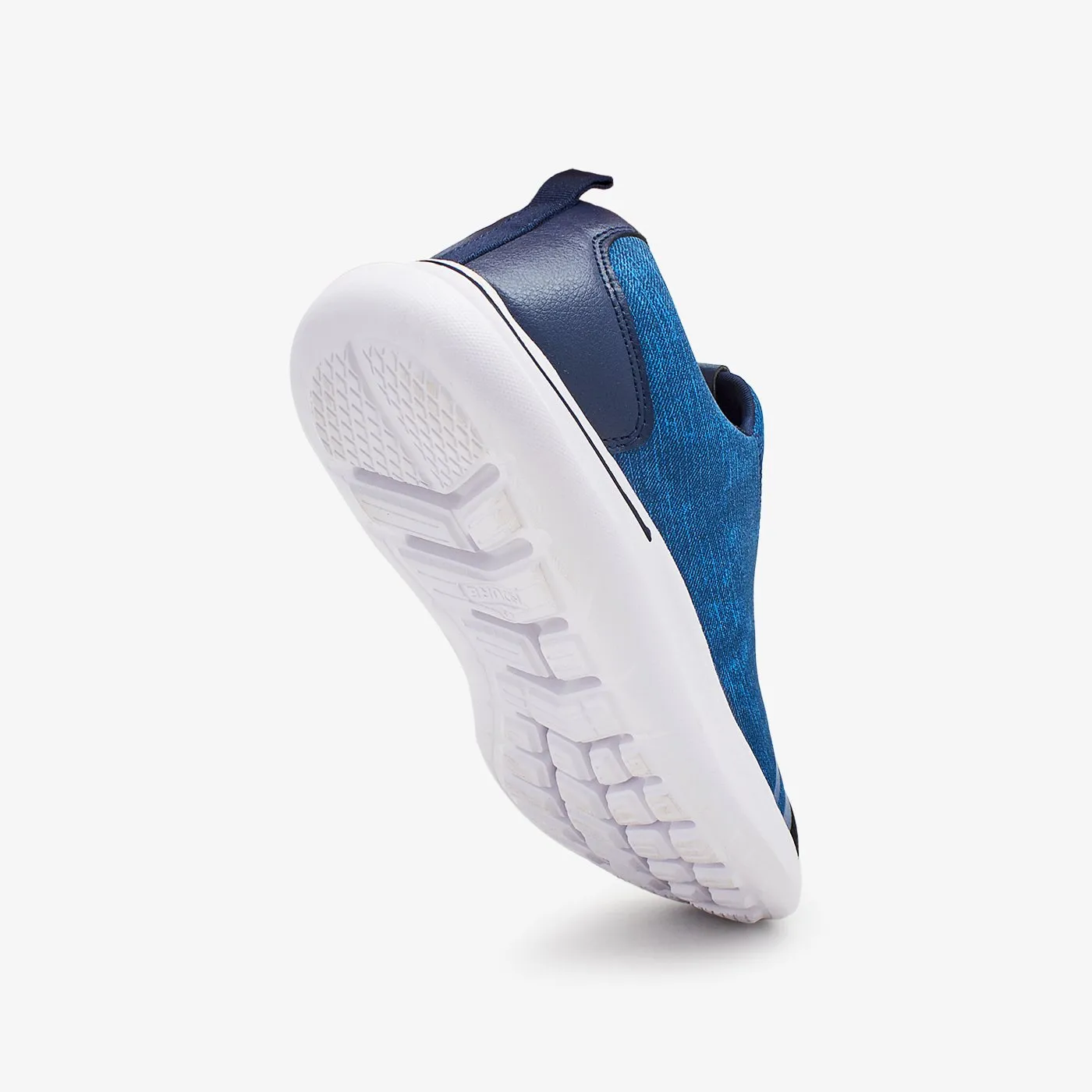 Men’s athletic shoes