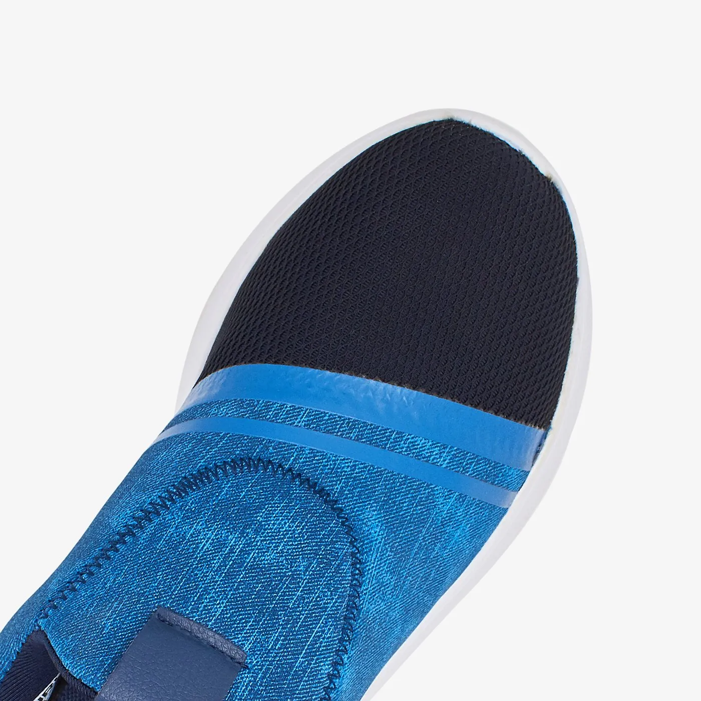 Men’s athletic shoes