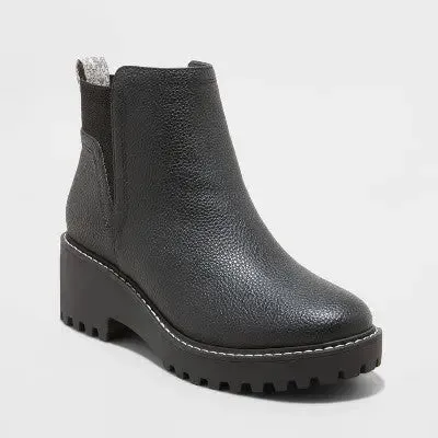 New - Universal Thread Women's Faux Leather Ankle Boots Block Heel Memory Foam