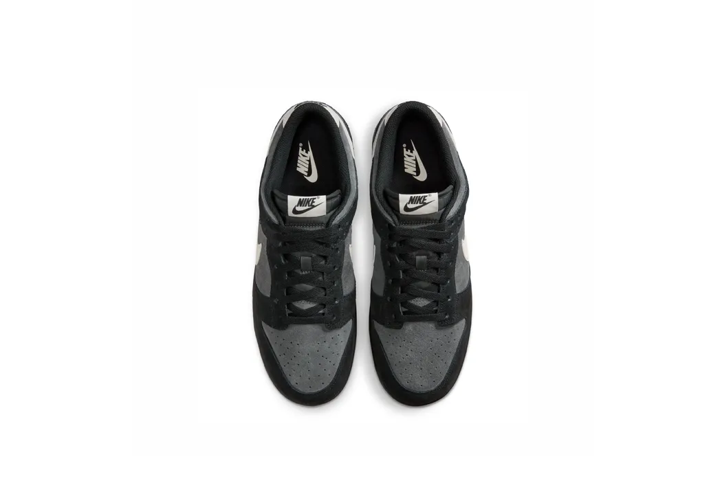 Nike Dunk Low SE 'Black and Anthracite Gum'