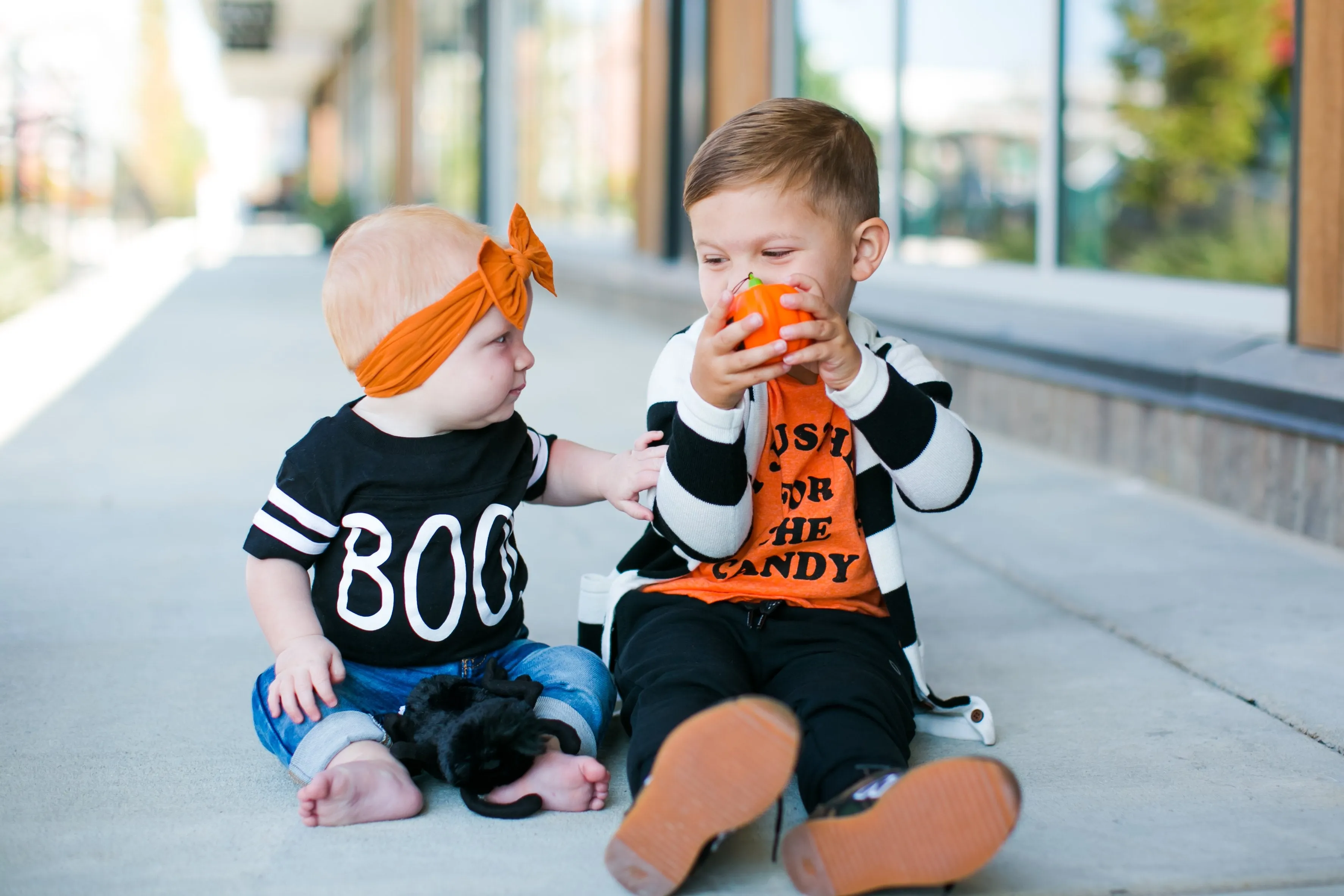 Roman & Leo - BOO! Halloween Onesie in Black with White Stripes