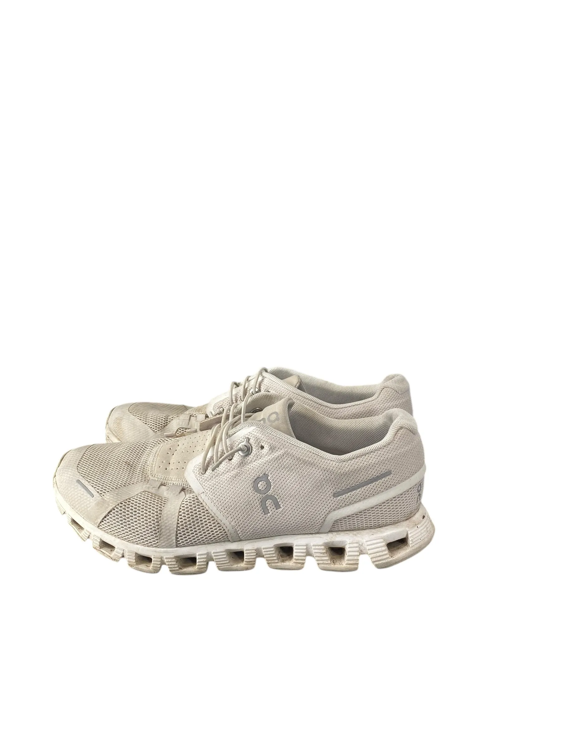 Shoes Athletic By Clothes Mentor In Beige, Size: 8.5