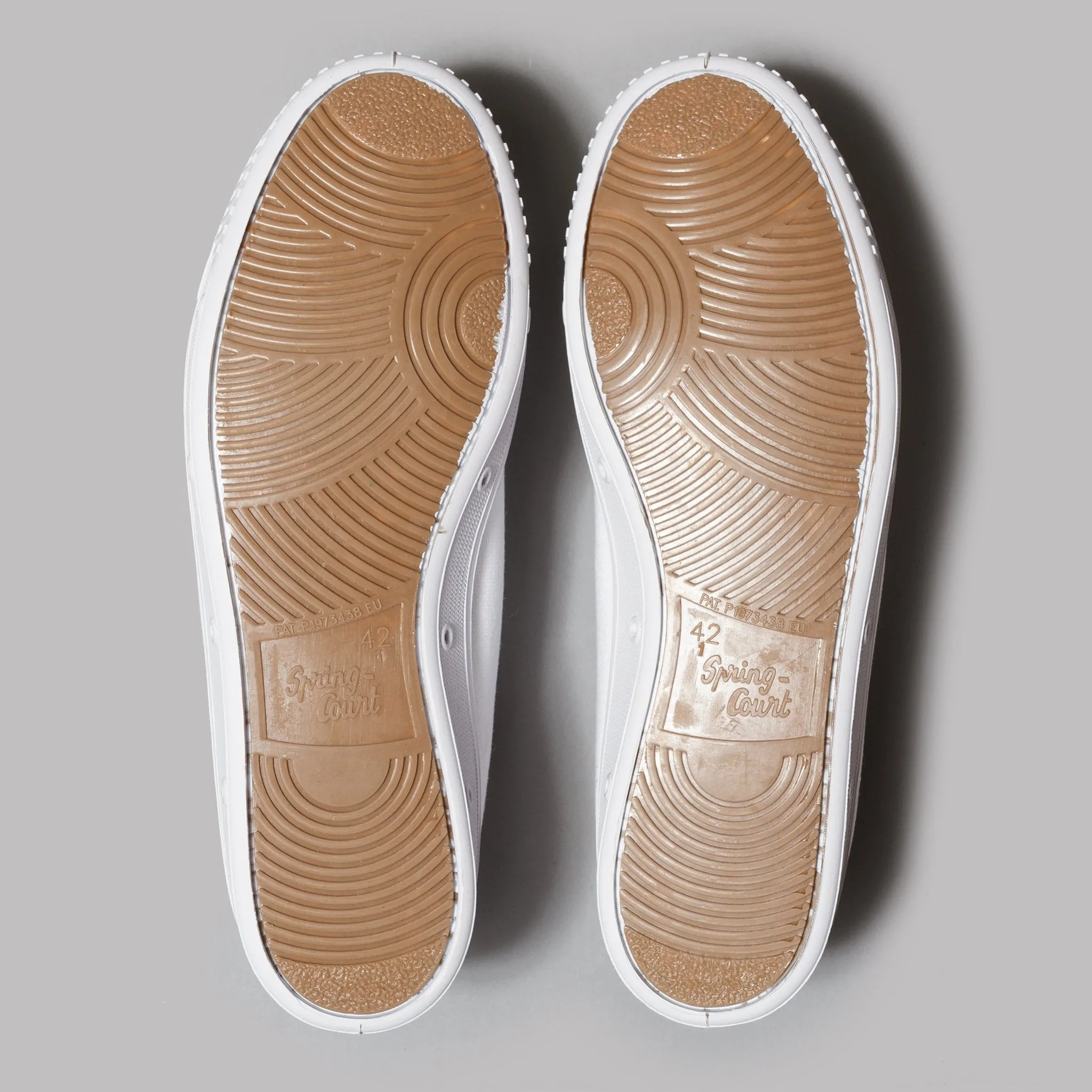 Spring Court G2 Classic Canvas (White)