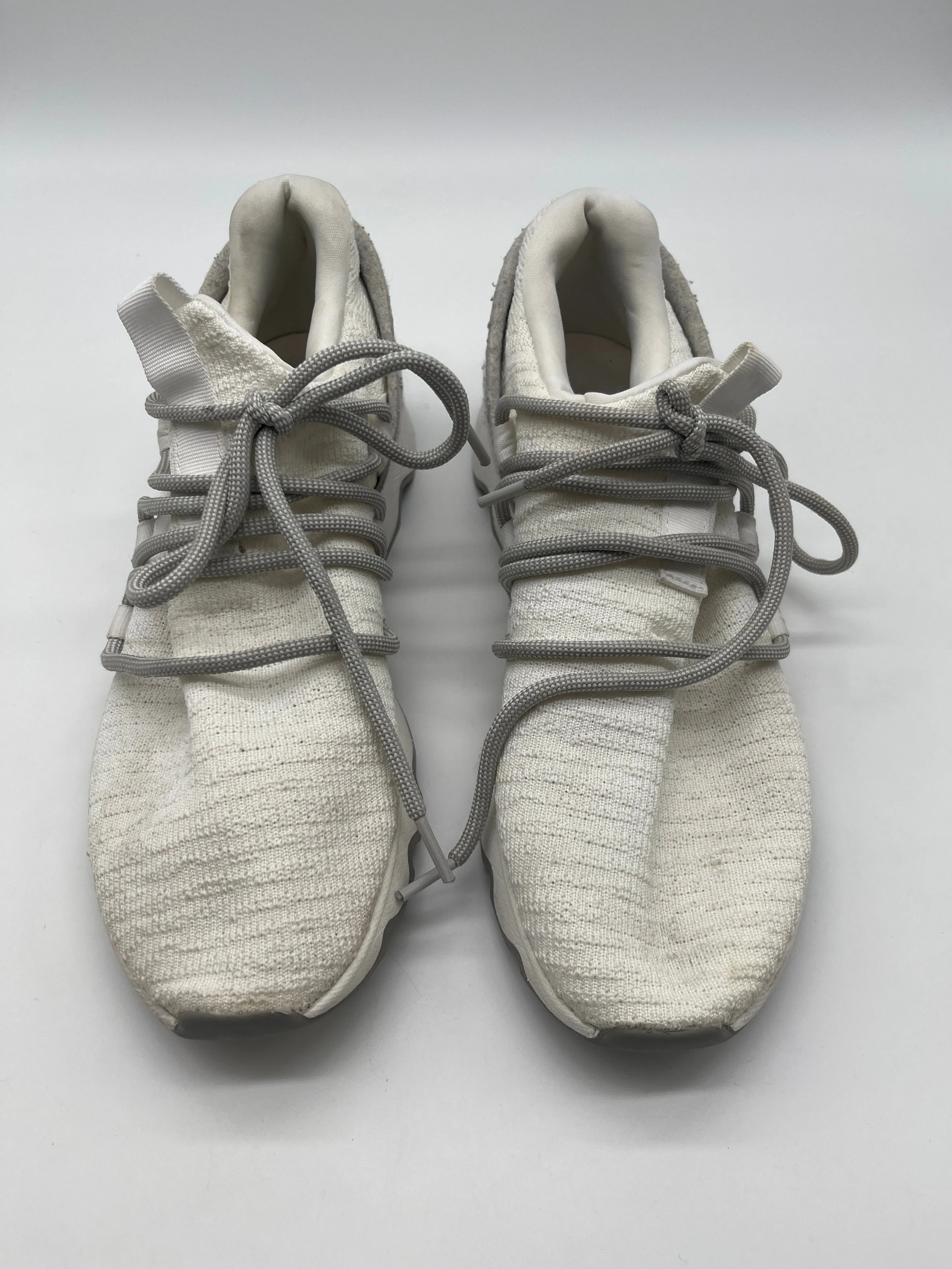 White Shoes Athletic Sorel, Size 9.5